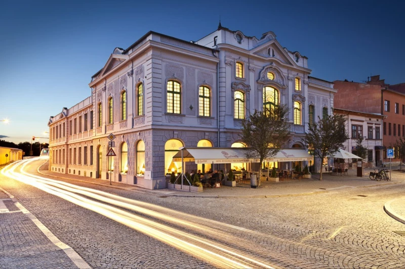 zdjęcie wyróżniające Oferta Hotelu Pod Zielonym Dębem odpowiedzią na potrzeby nowożeńców